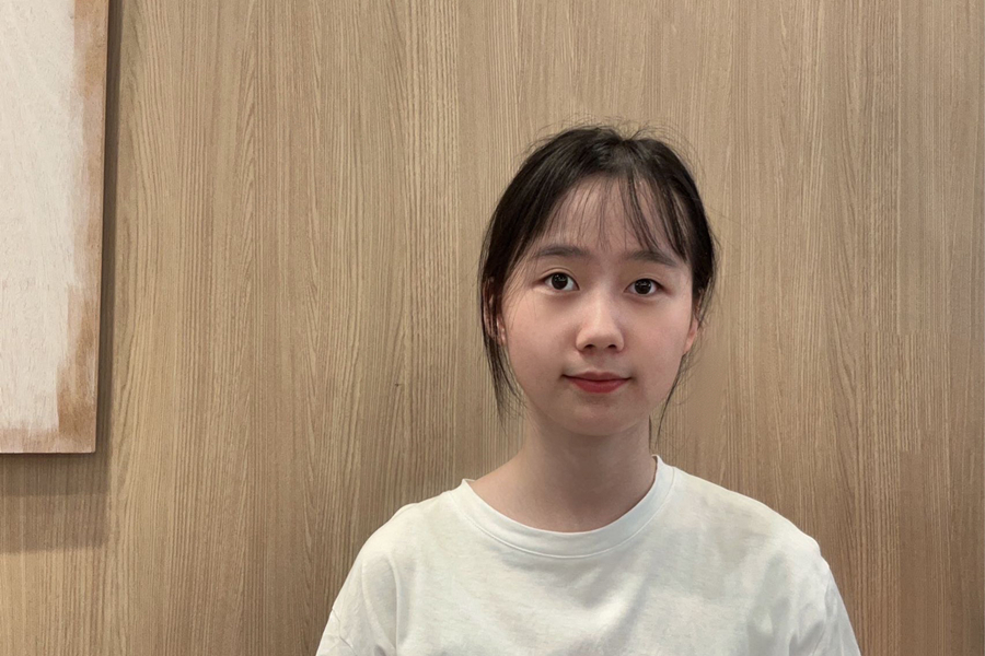 2026世界杯官方合作网站张莹_副本.jpg